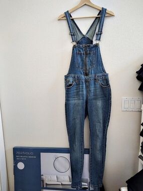 IVY & MAIN Denim Overalls in Blue Size 3